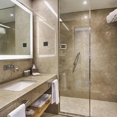 Doubletree By Hilton Istanbul-avcilar Otel İstanbul
