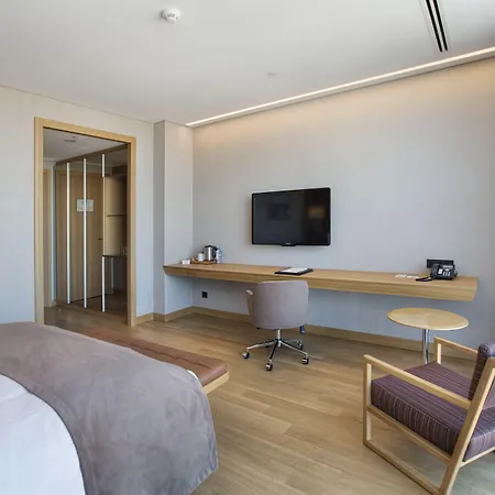 Doubletree By Hilton Istanbul-avcilar Hotel